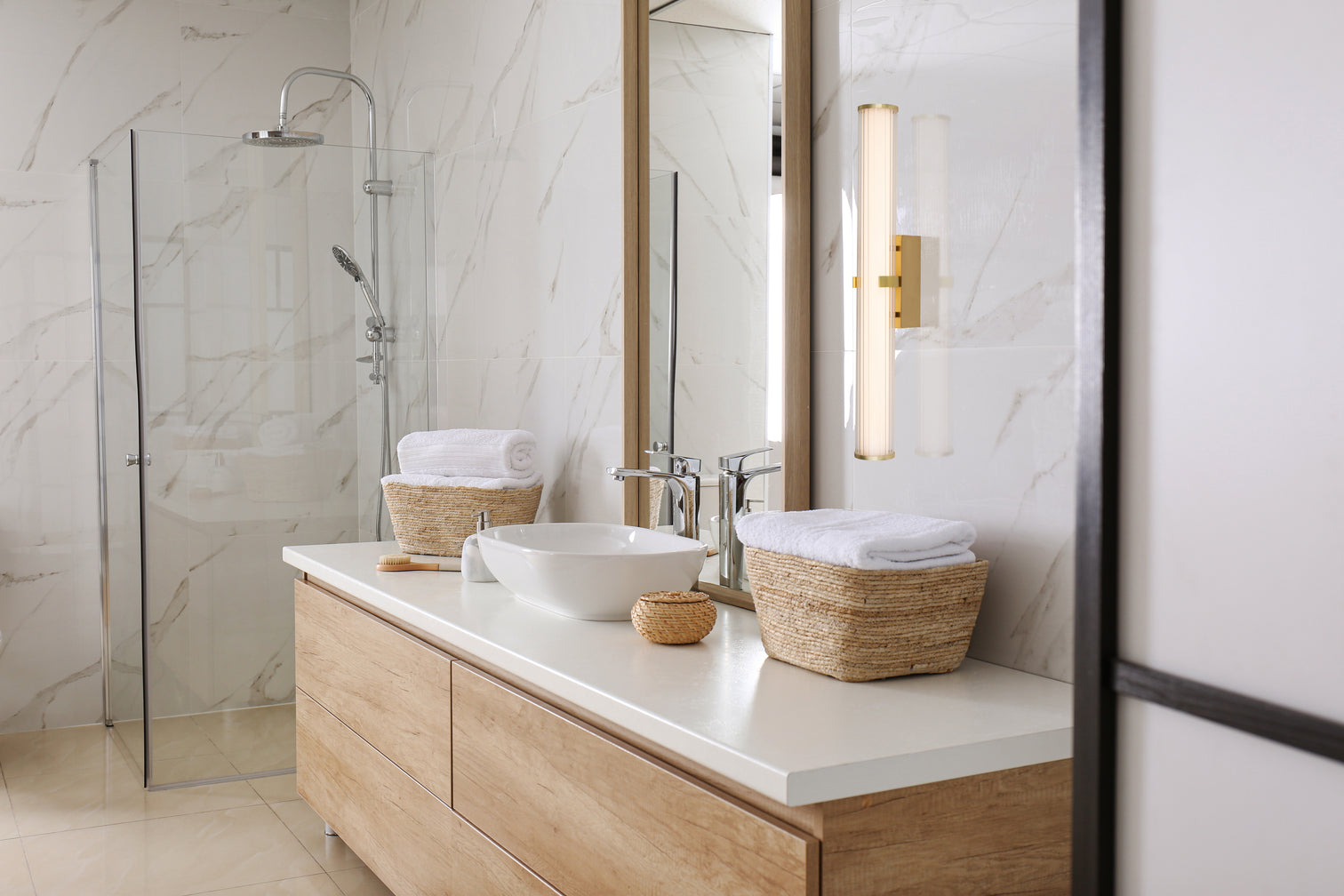 
Dimmable LED Designer Wall Light/Bathroom Light "Clamp" Gold - 63 cm