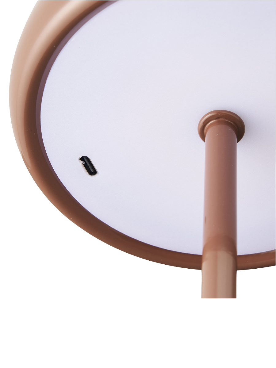 
Lampada da tavolo di design ricaricabile «Margarete» - Braun
