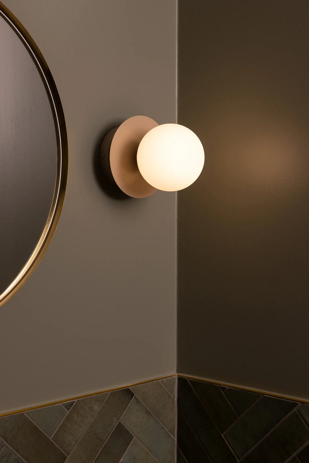 
Design Wand- und Deckenlampe „Art Deco“ - Weiss/Beige