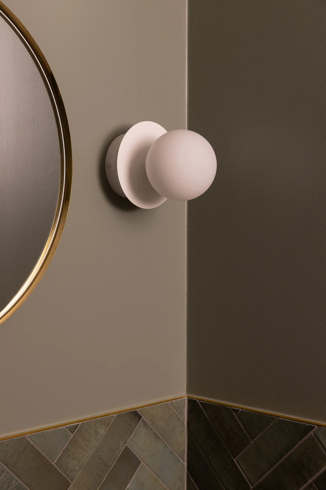
Design Wand- und Deckenlampe „Art Deco“ - Weiss