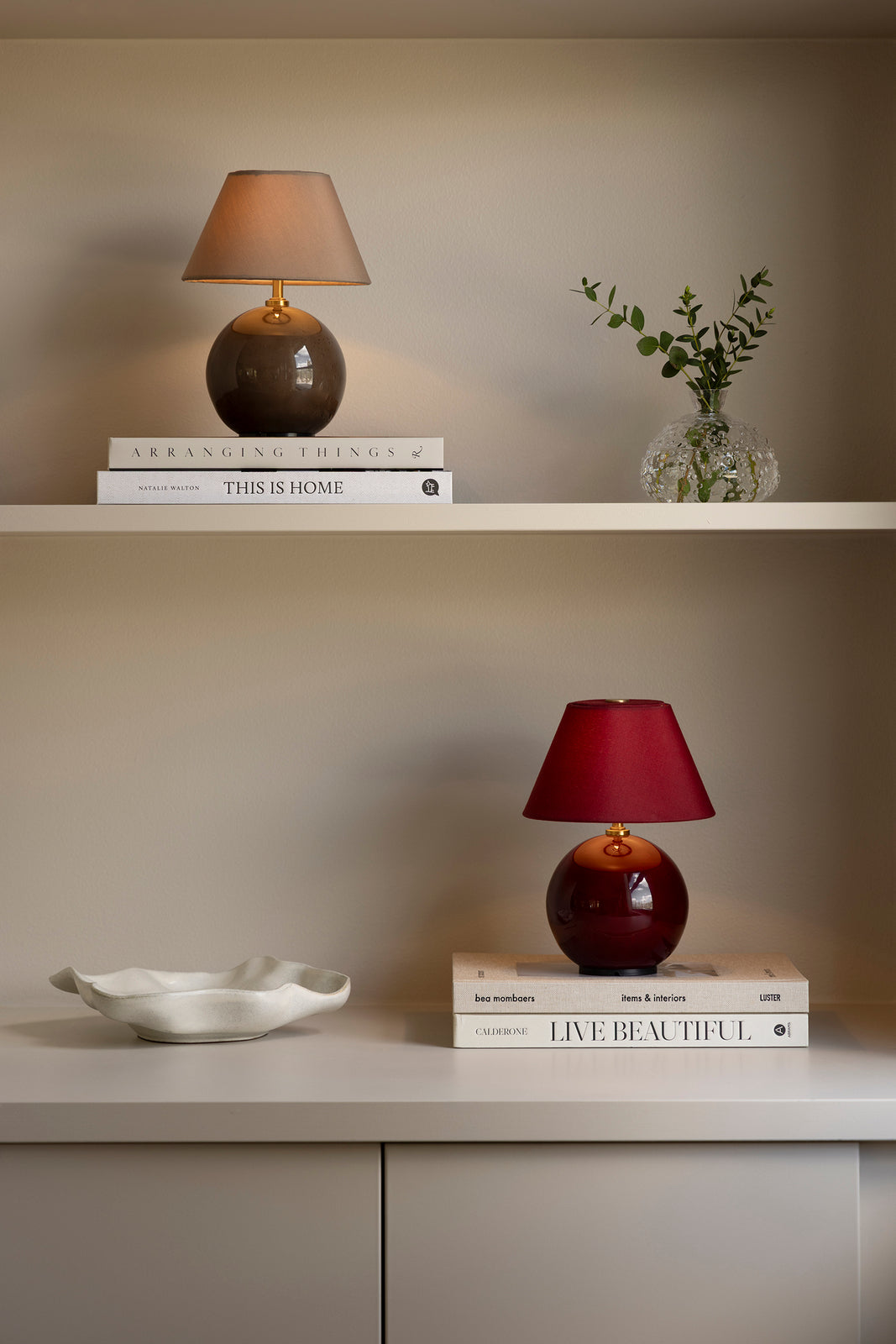 
Tragbare LED Design Tischlampe „Iris 16“ - Burgundy