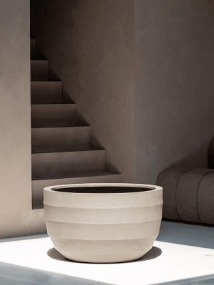 
High-quality indoor & outdoor plant pot "Bordo New Egg", various sizes - Ø 80 x height 47 cm / Sand