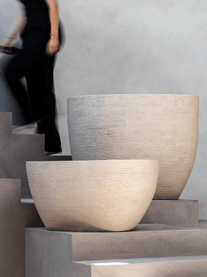 
Pot de fleurs "Ruvido Organic" de haute qualité pour l'intérieur et l'extérieur, différentes tailles - Ø 67 x hauteur 50 cm / Sable