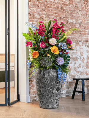 
Large, exclusive indoor/outdoor planter "Lava Coppa" - Relic Black
