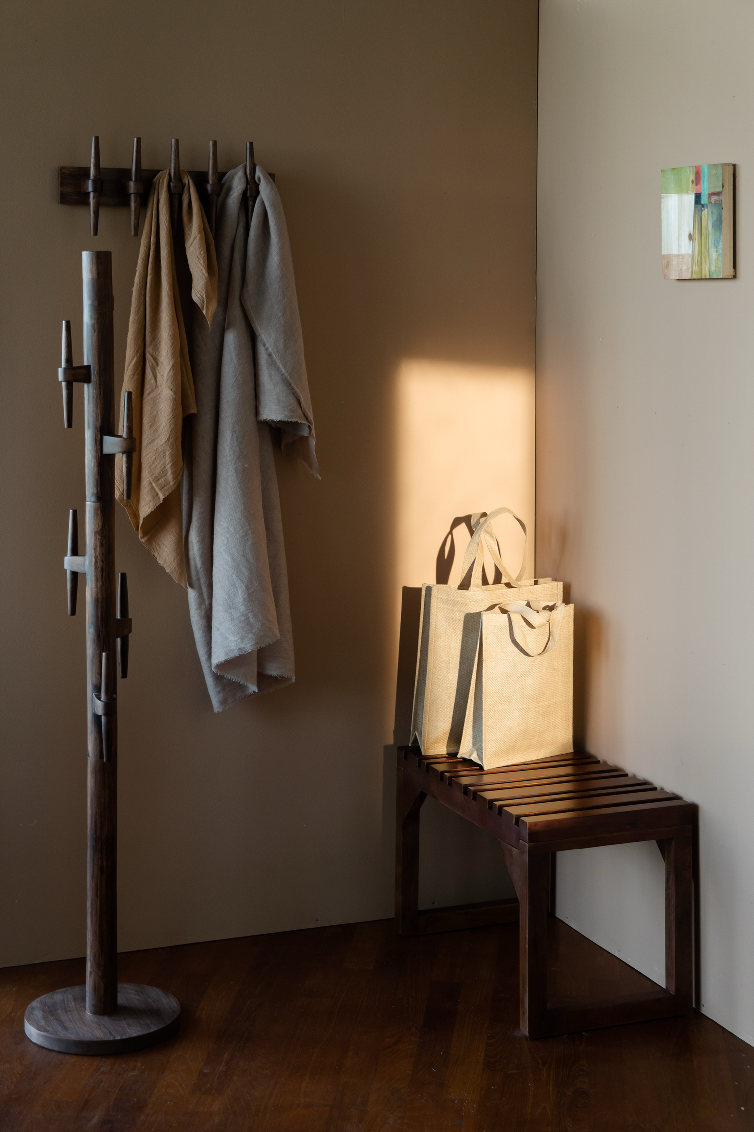 
Porte-manteau design fait main « Jakub »