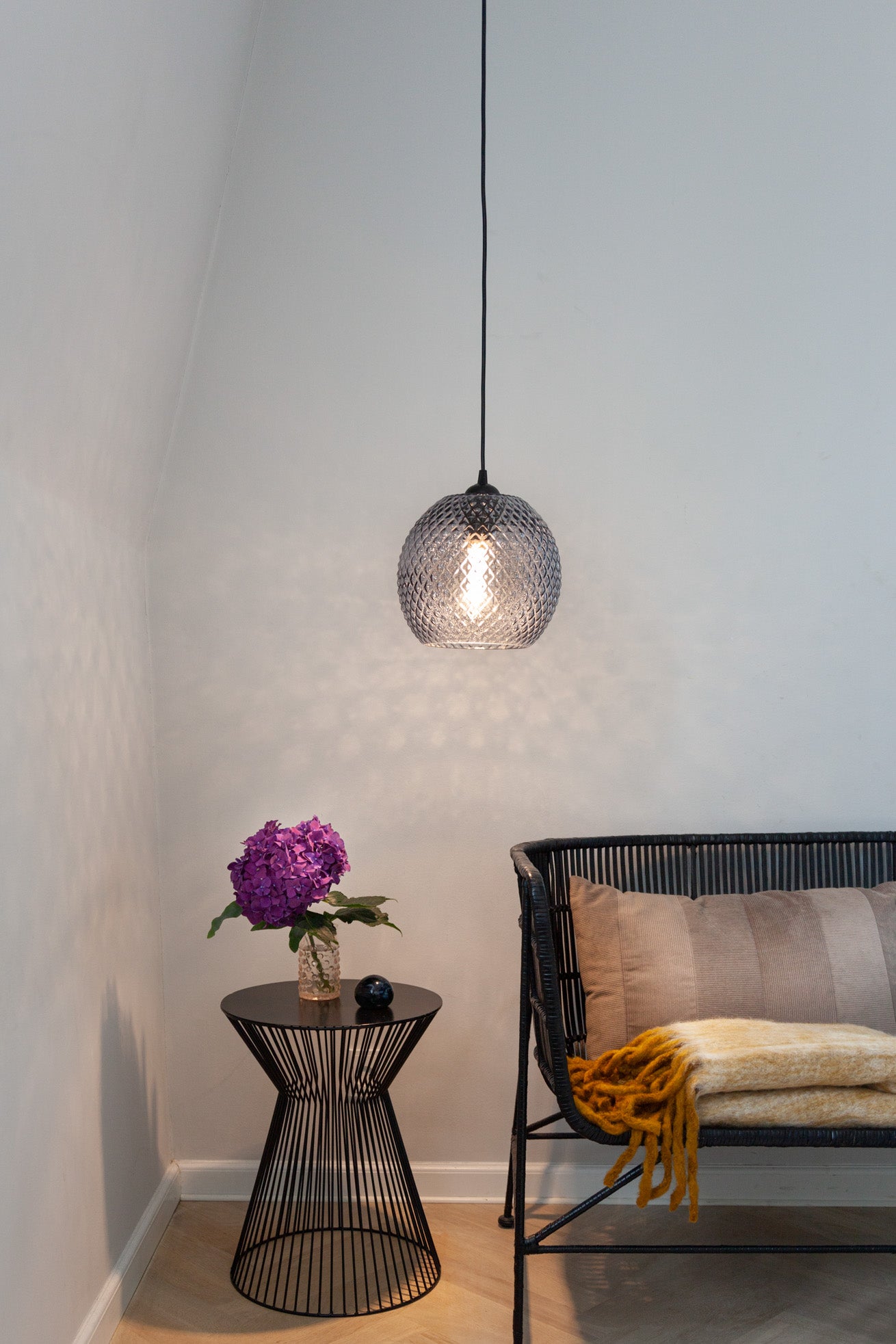 
Suspension design « Nobb » - Fumée / Grand
