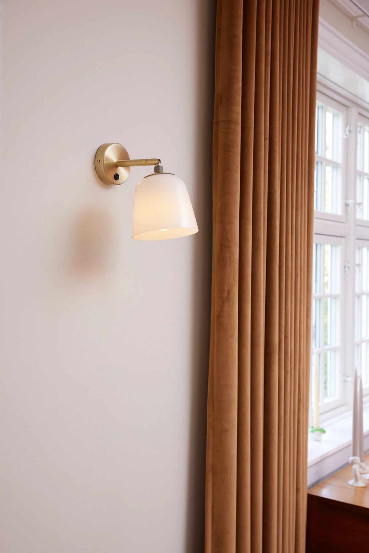 
Lampada da parete di design "Room 49"