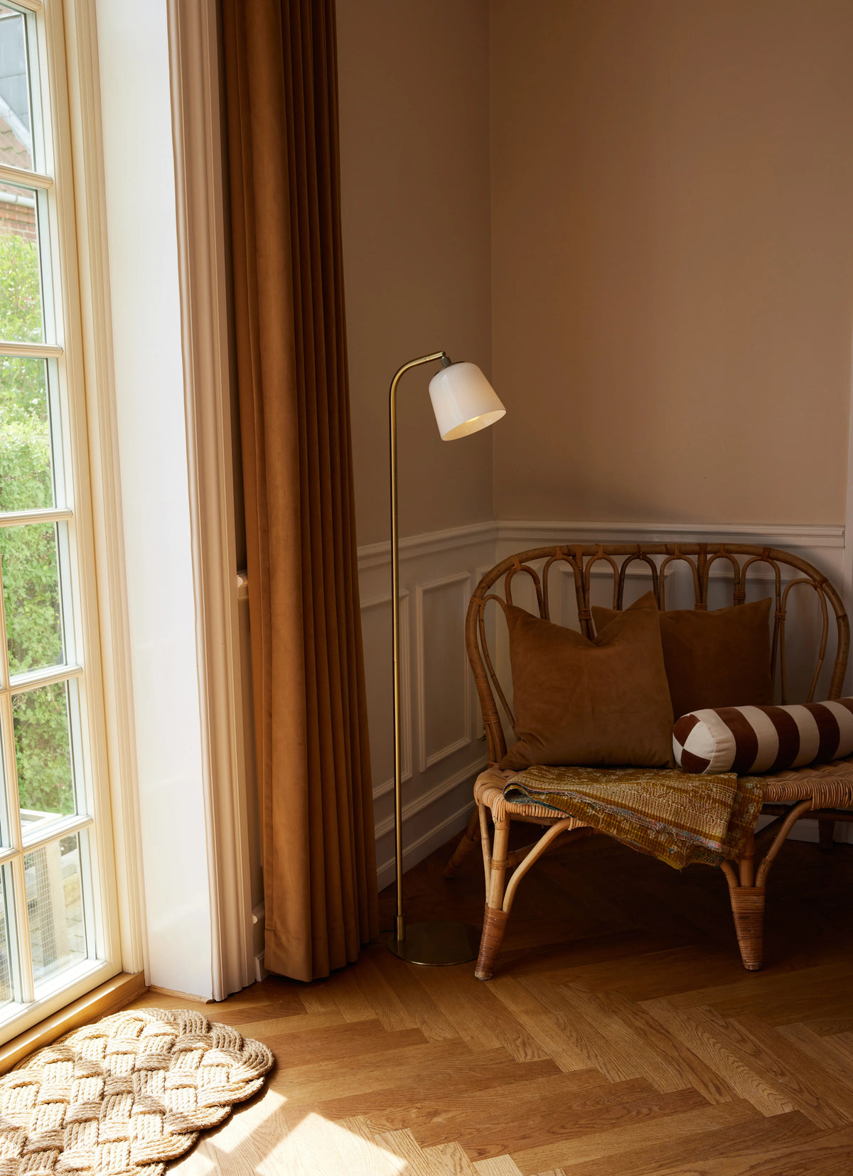 
Design Stehlampe "Room 49"