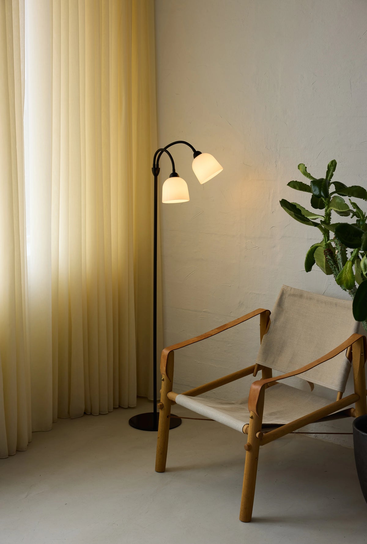 
Double Design Stehlampe "Glow"