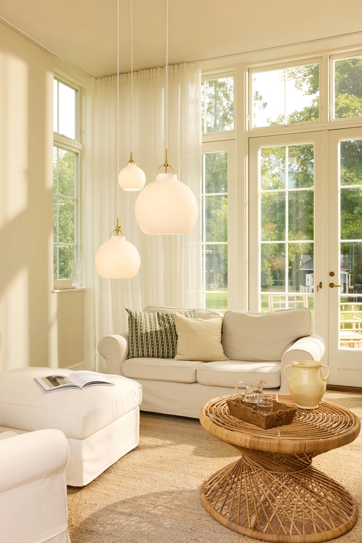 
Lampada a sospensione di design "Toscana" - Opale / ø 18cm