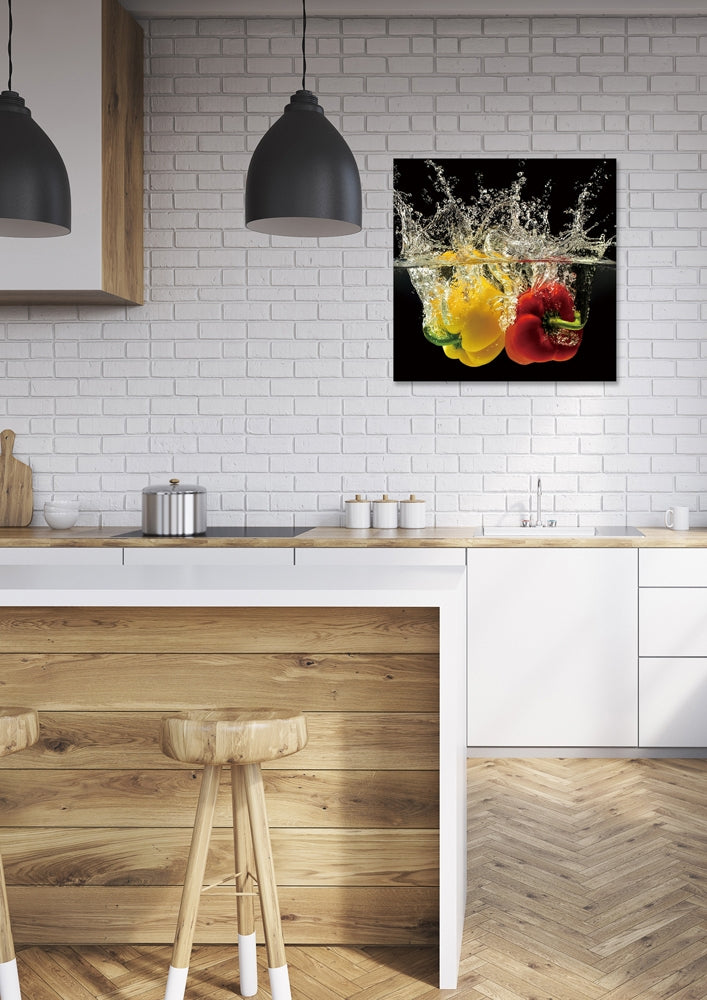 
Glasbild „Splash Paprika“ 60 x 60 cm