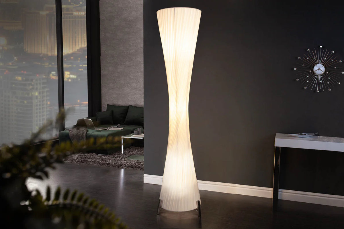 
Elegante lampada da terra di design «Paris»