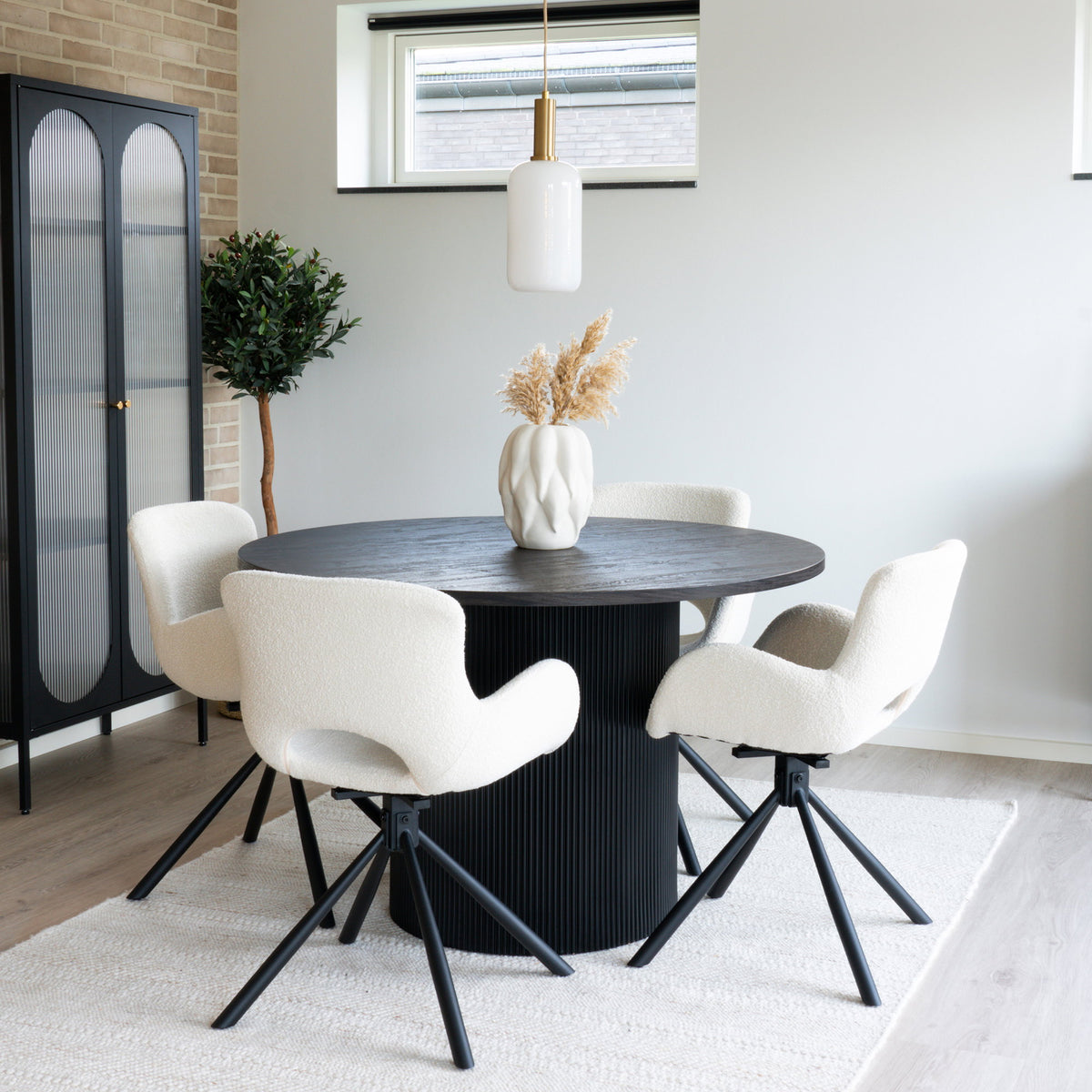 
Set da sala da pranzo di design composto da 5 pezzi «Metey & Amorim»