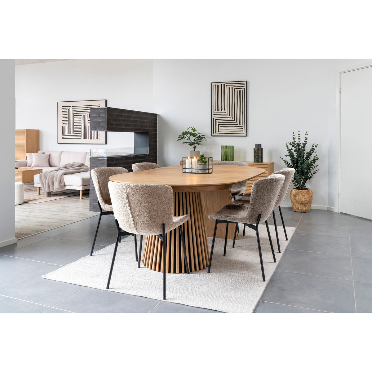 
Set da pranzo di design „Osakka & Maceda“ composto da 7 pezzi
