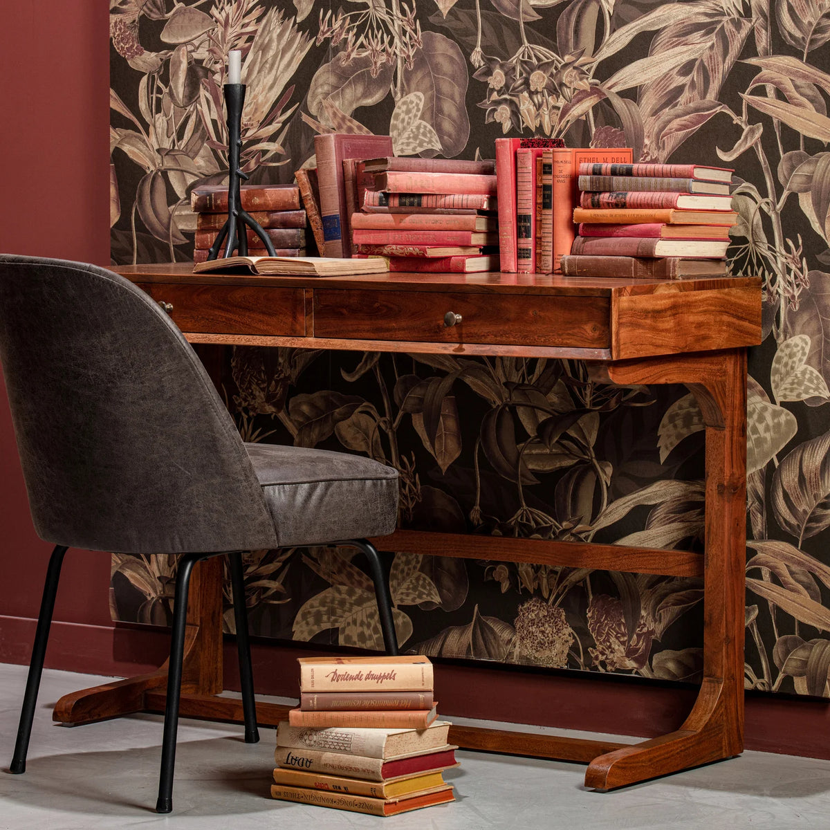 
Sedia da pranzo di design «Vogue» in pelle riciclata - Nero