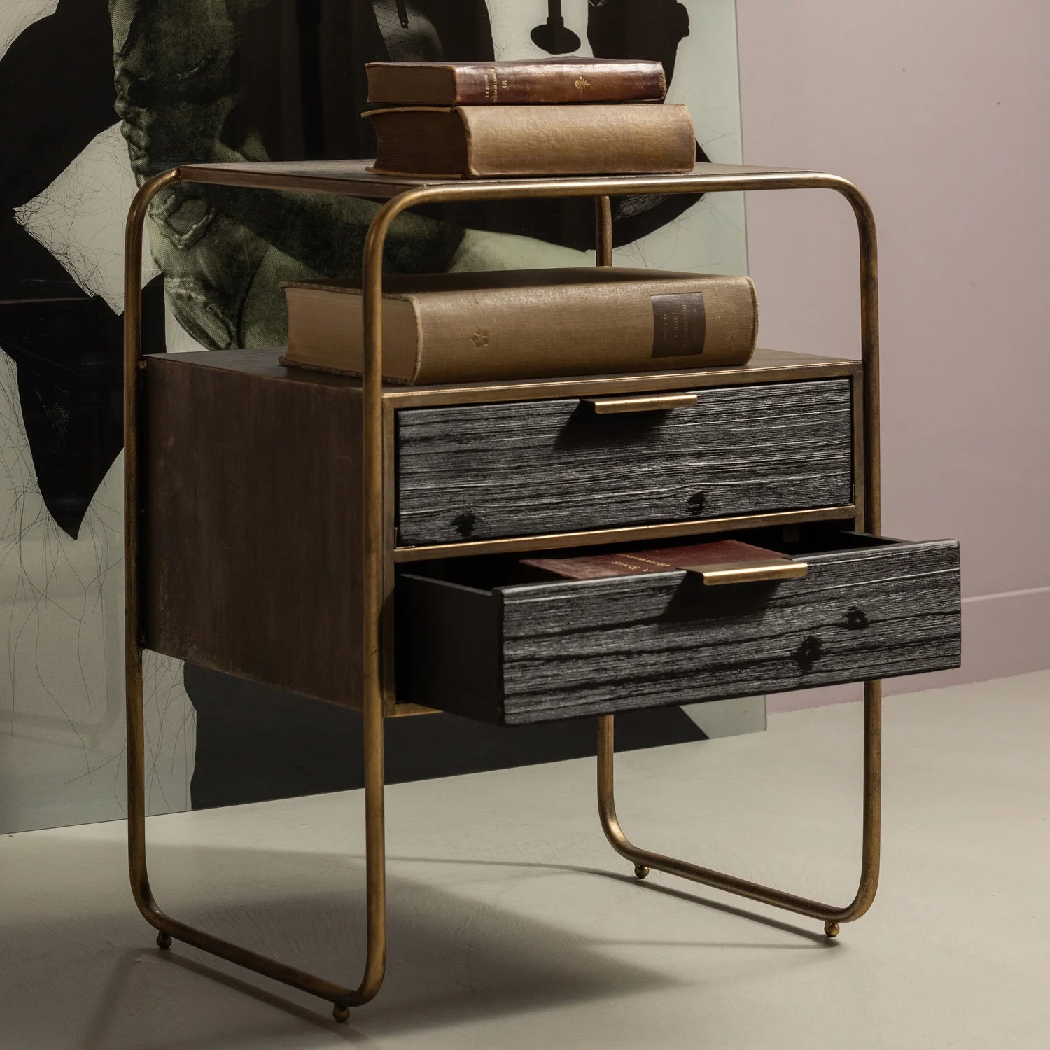 
Design Beistell- und Nachttisch „Polito“