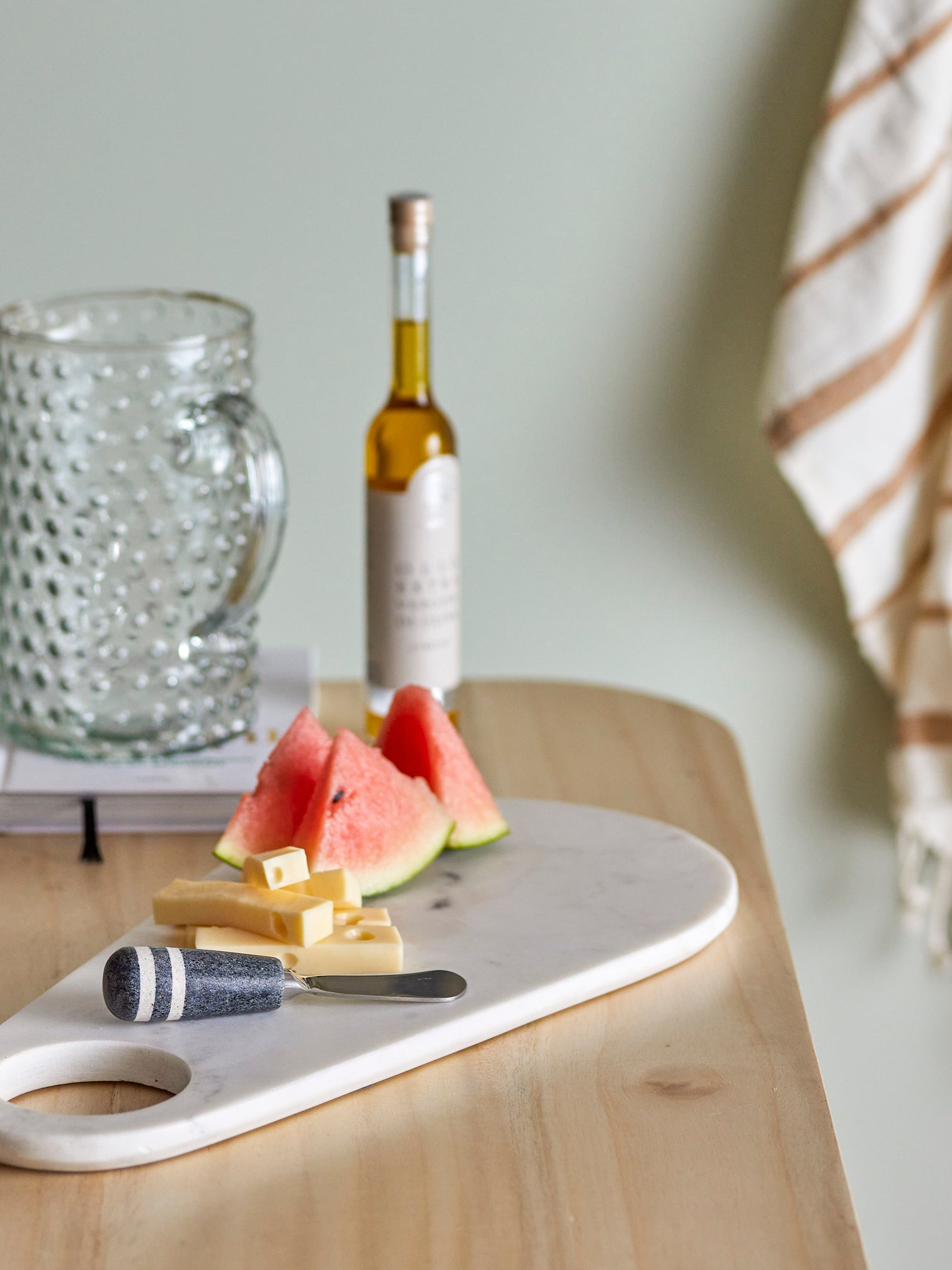 
Large Designer Cutting Board "Abrielle" including Marble Knife