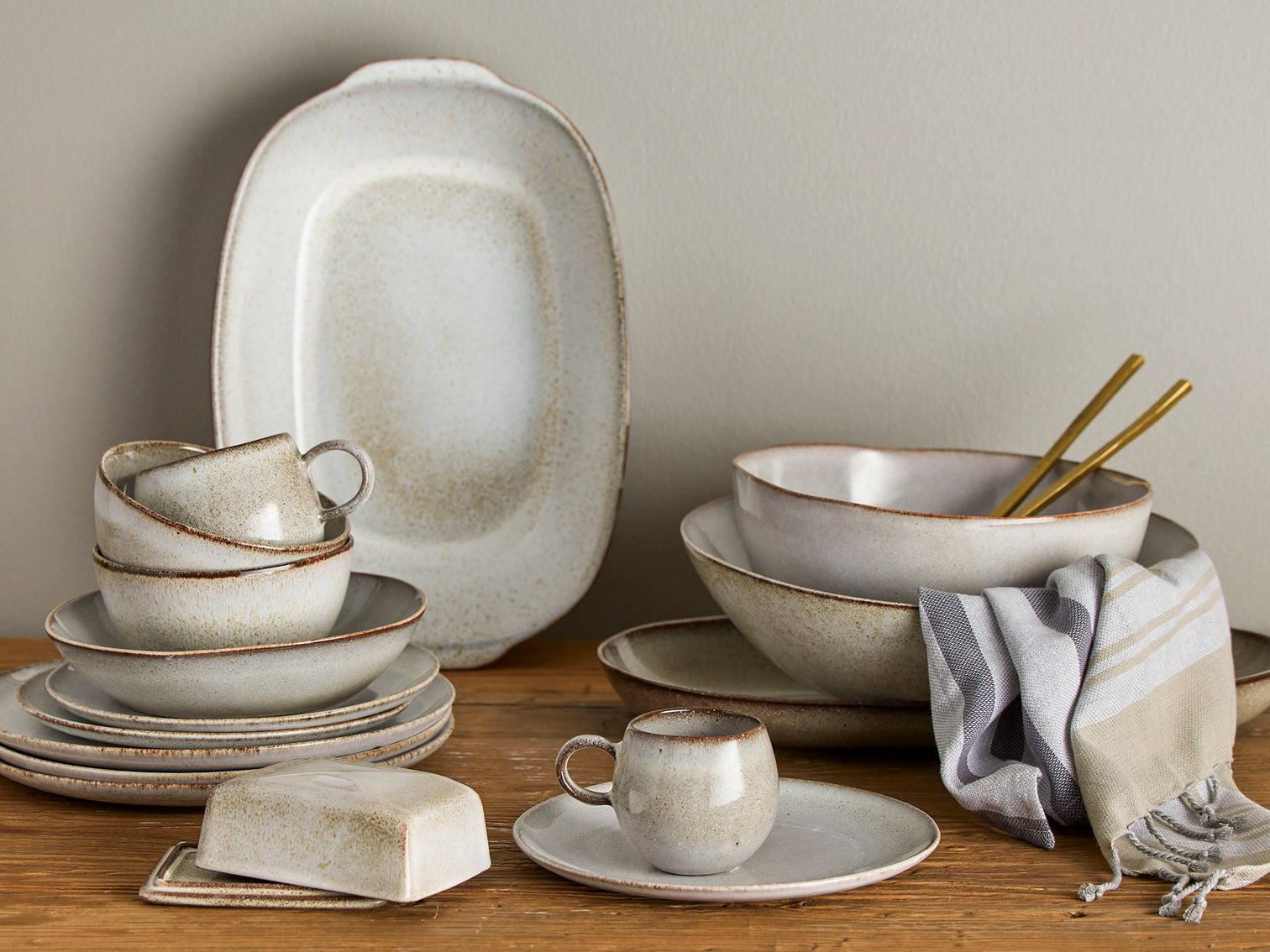 
Handcrafted "Sandrine" Breakfast Set, 12-Piece - Natural