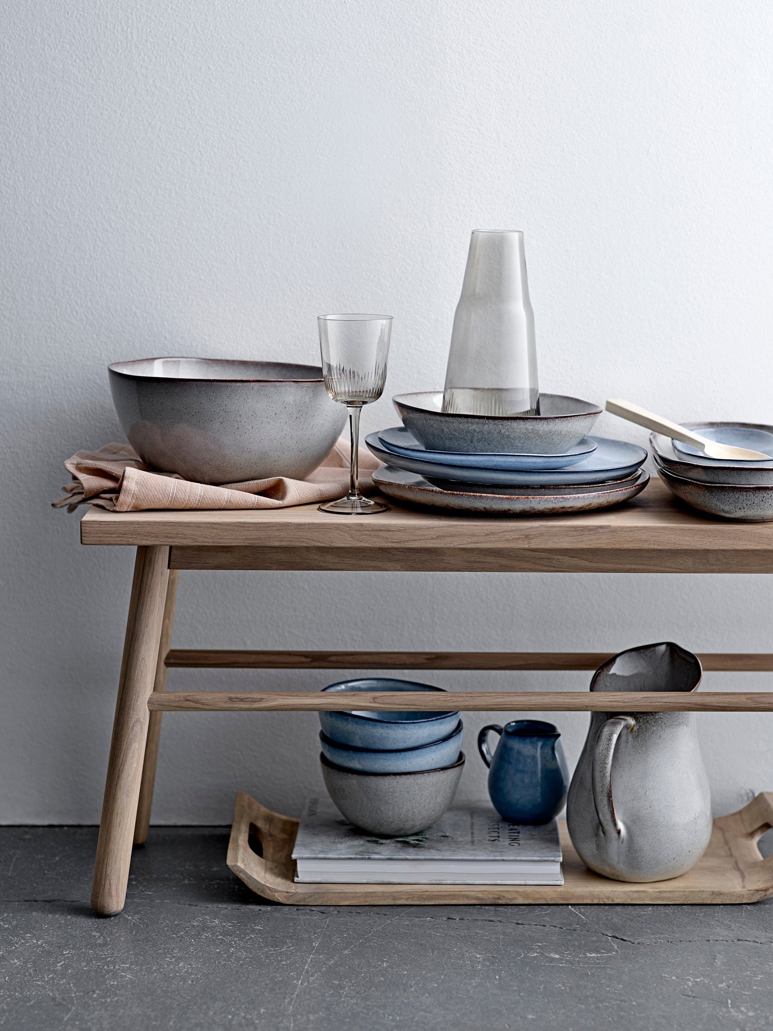 
Handcrafted "Sandrine" Breakfast Set, 12-Piece - Blue