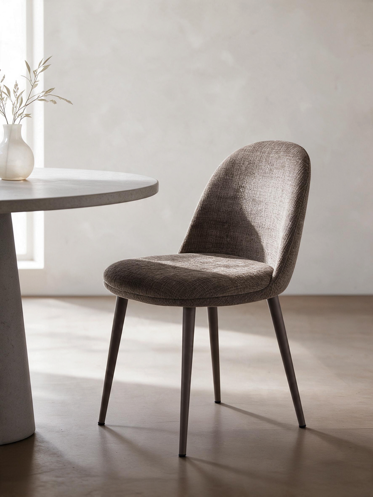 
Sedia di design «Egg» - Talpa scuro