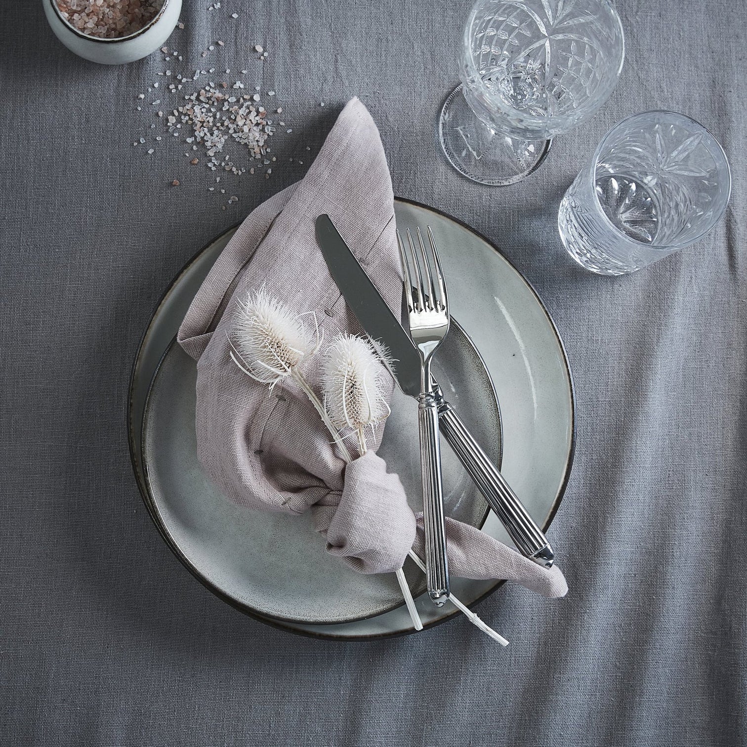 
Handmade dinner plate "Amera" - Grey