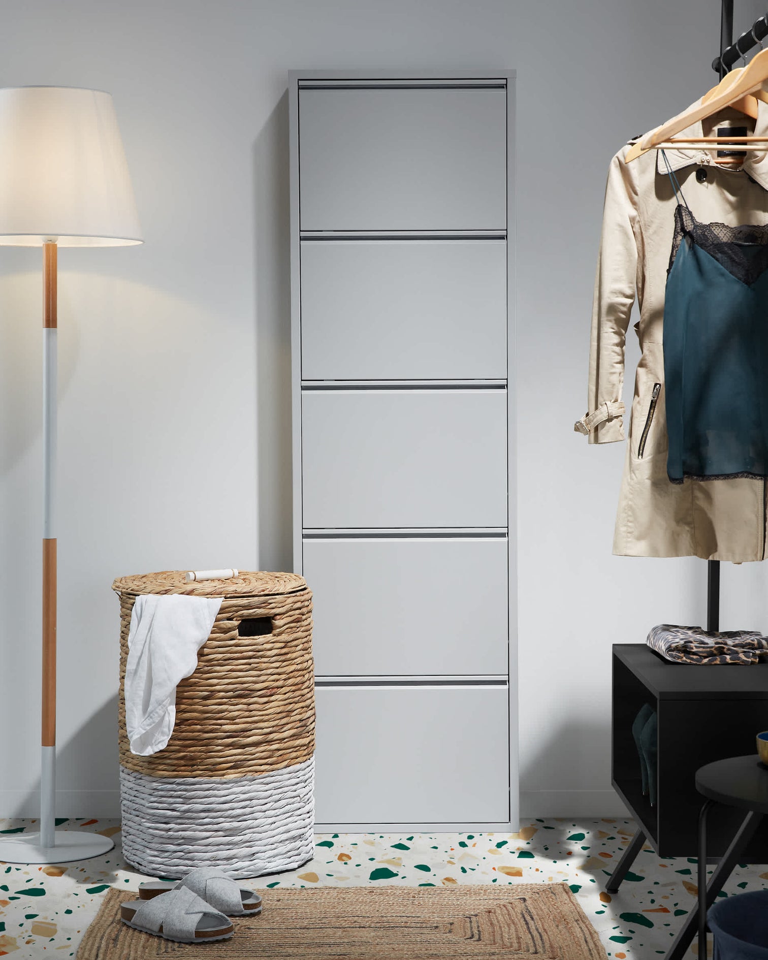 
"Odeo" metal shoe cabinet - Grey / 5-door