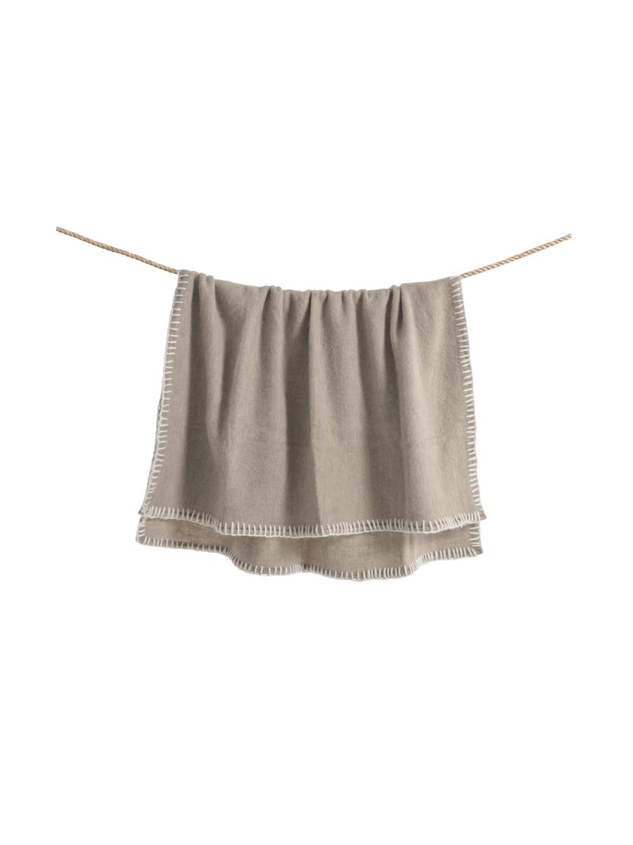 
High-quality "Augustina" bedspread made of 100% cotton