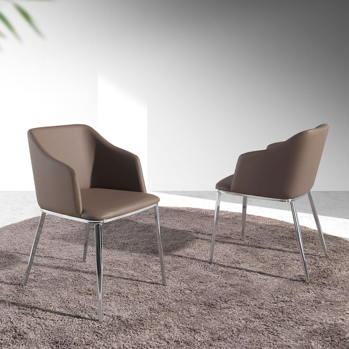 
Sedia di design «Milos» con braccioli - similpelle