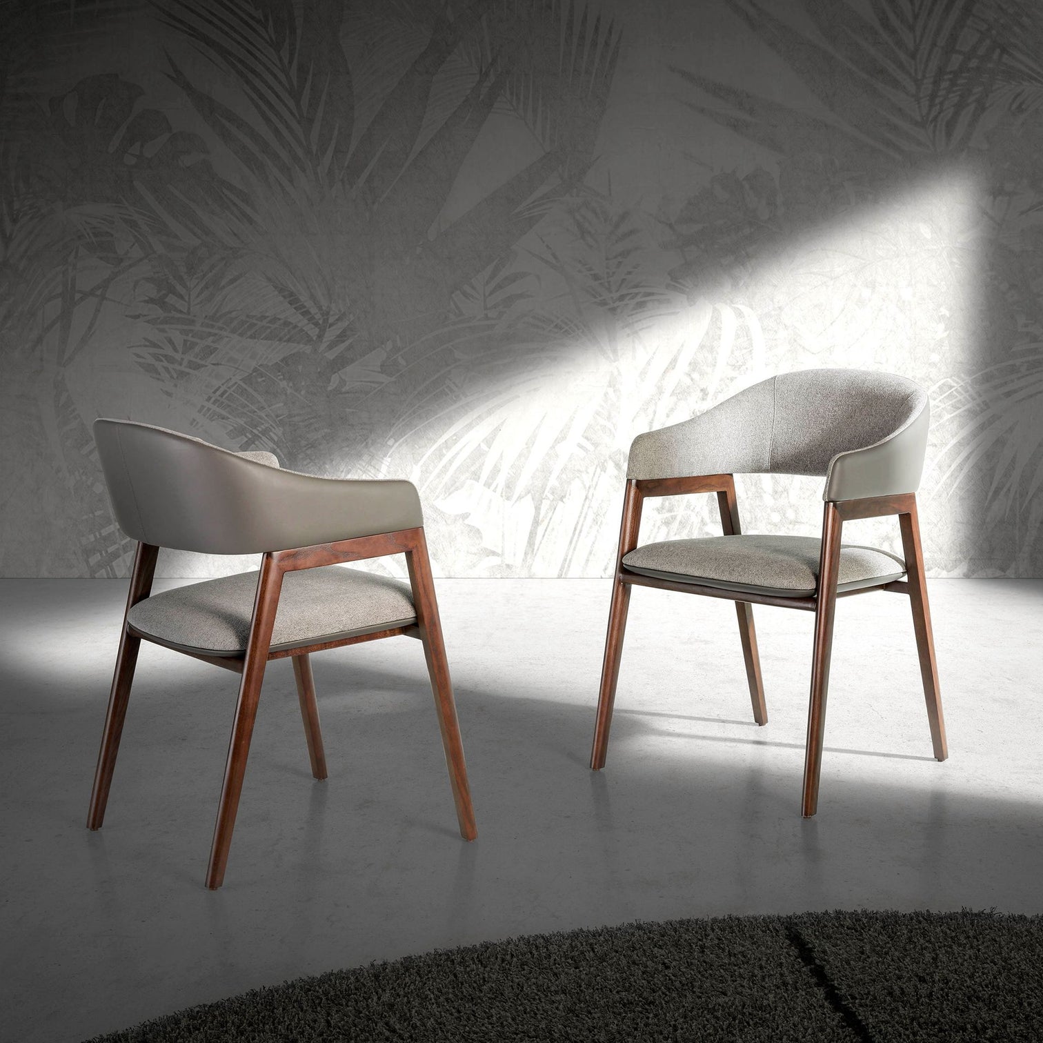 
Chaise design « Zuoz » avec accoudoirs