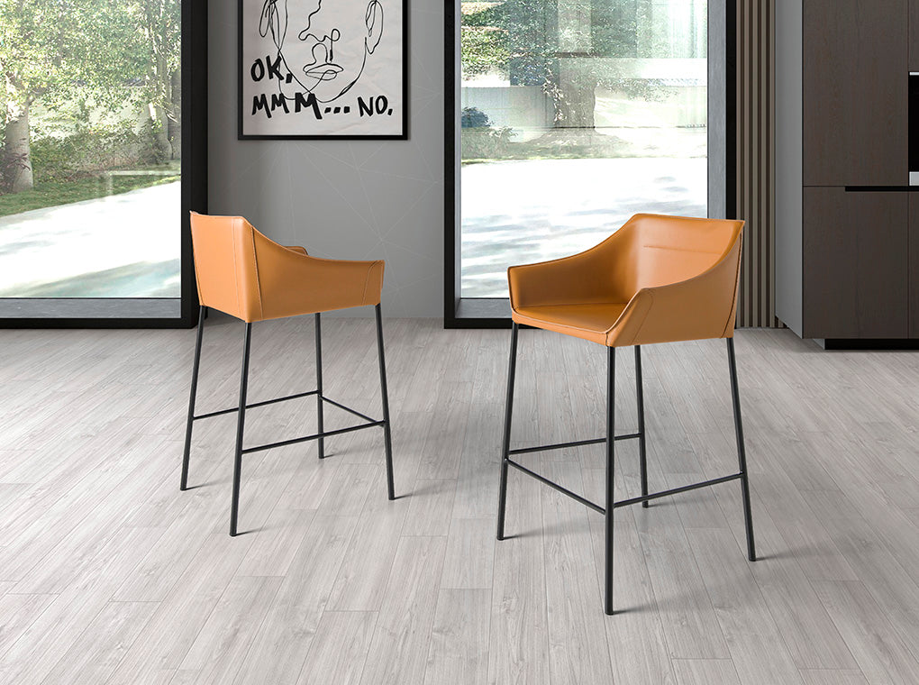 
Tabouret de bar design « Dubai » avec accoudoirs - Similicuir Cognac