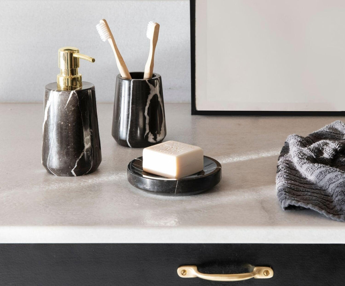 
Zahnputzbecher „Black Marble“ aus Marmor