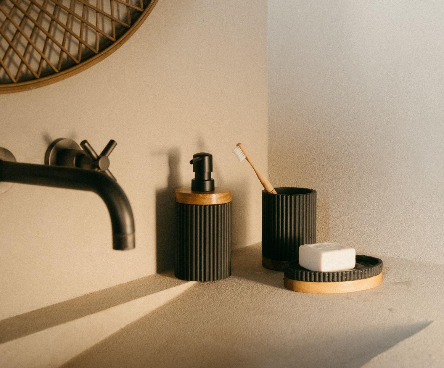 
Stylish soap dish "Fabian"
