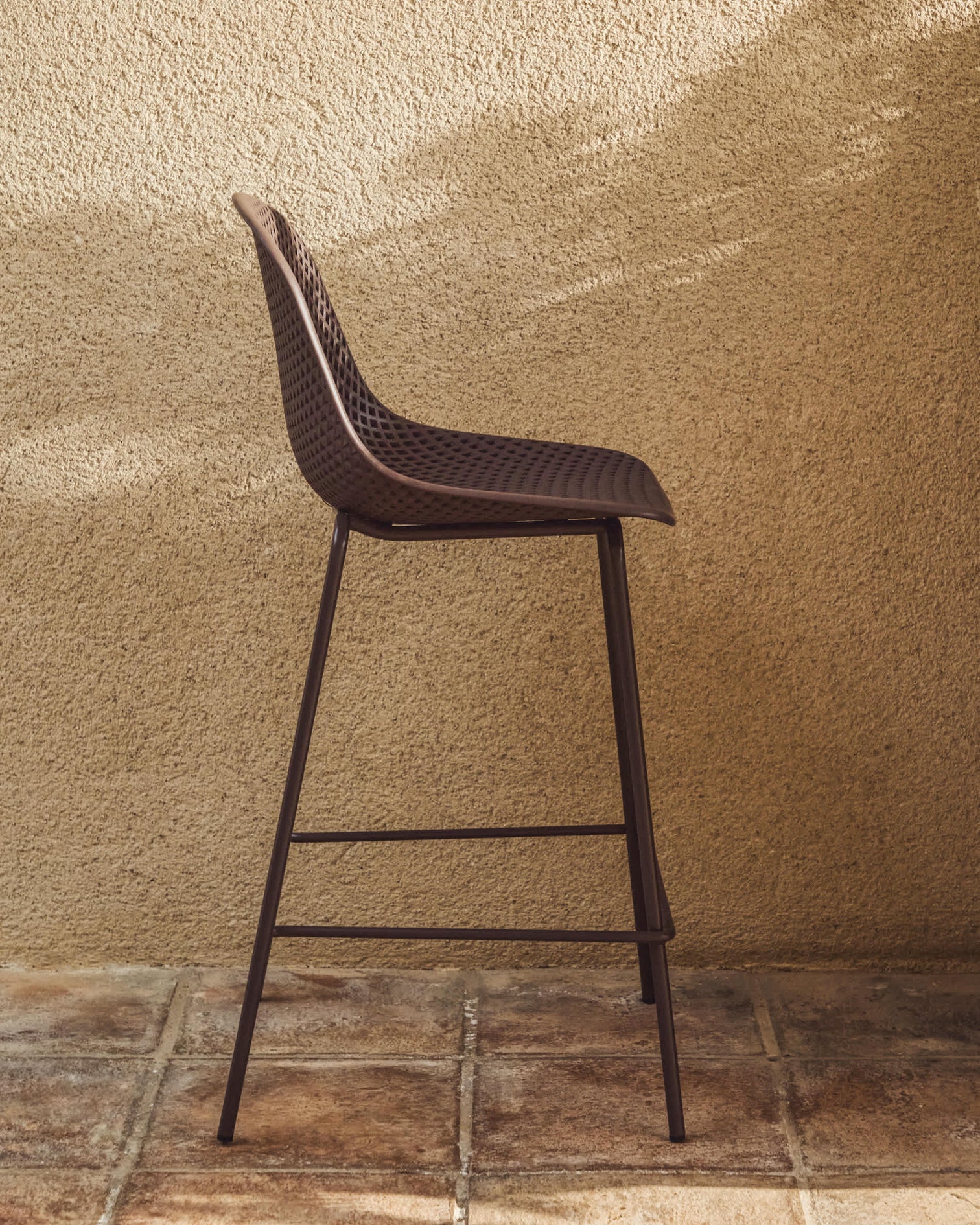 
Tabouret de bar intérieur et extérieur « Quinby » - Marron / 65 cm