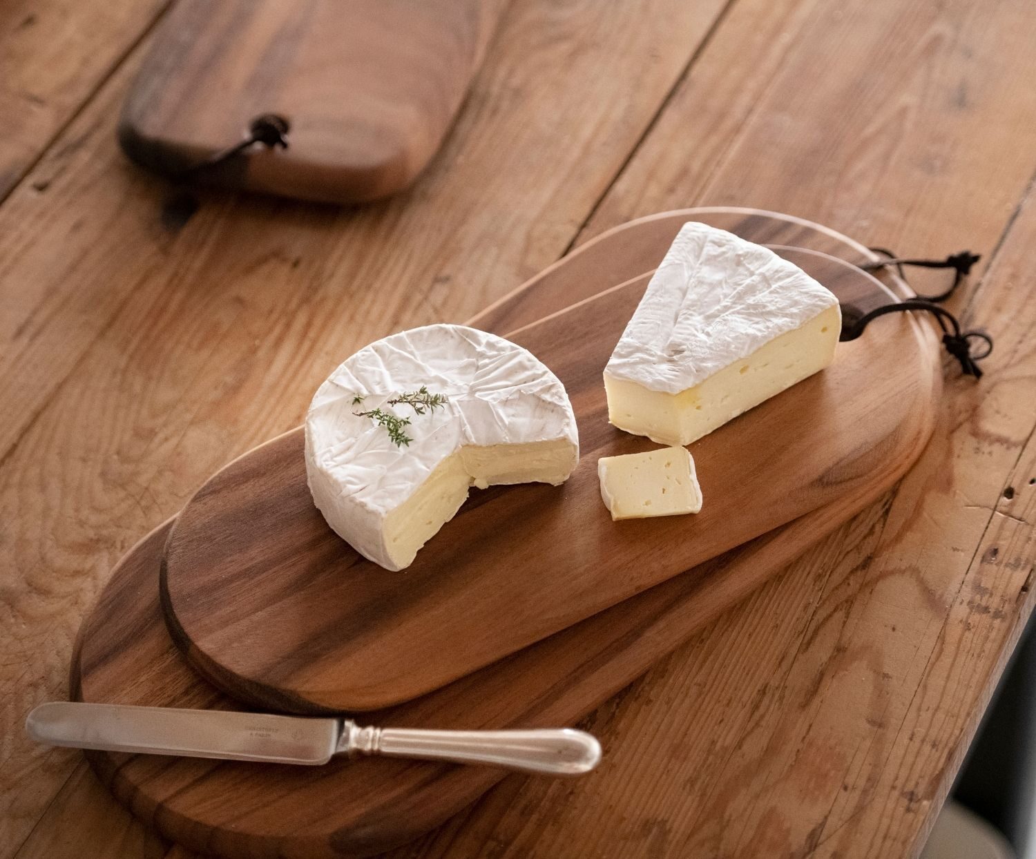 
Grande planche à découper et de service en bois d'acacia