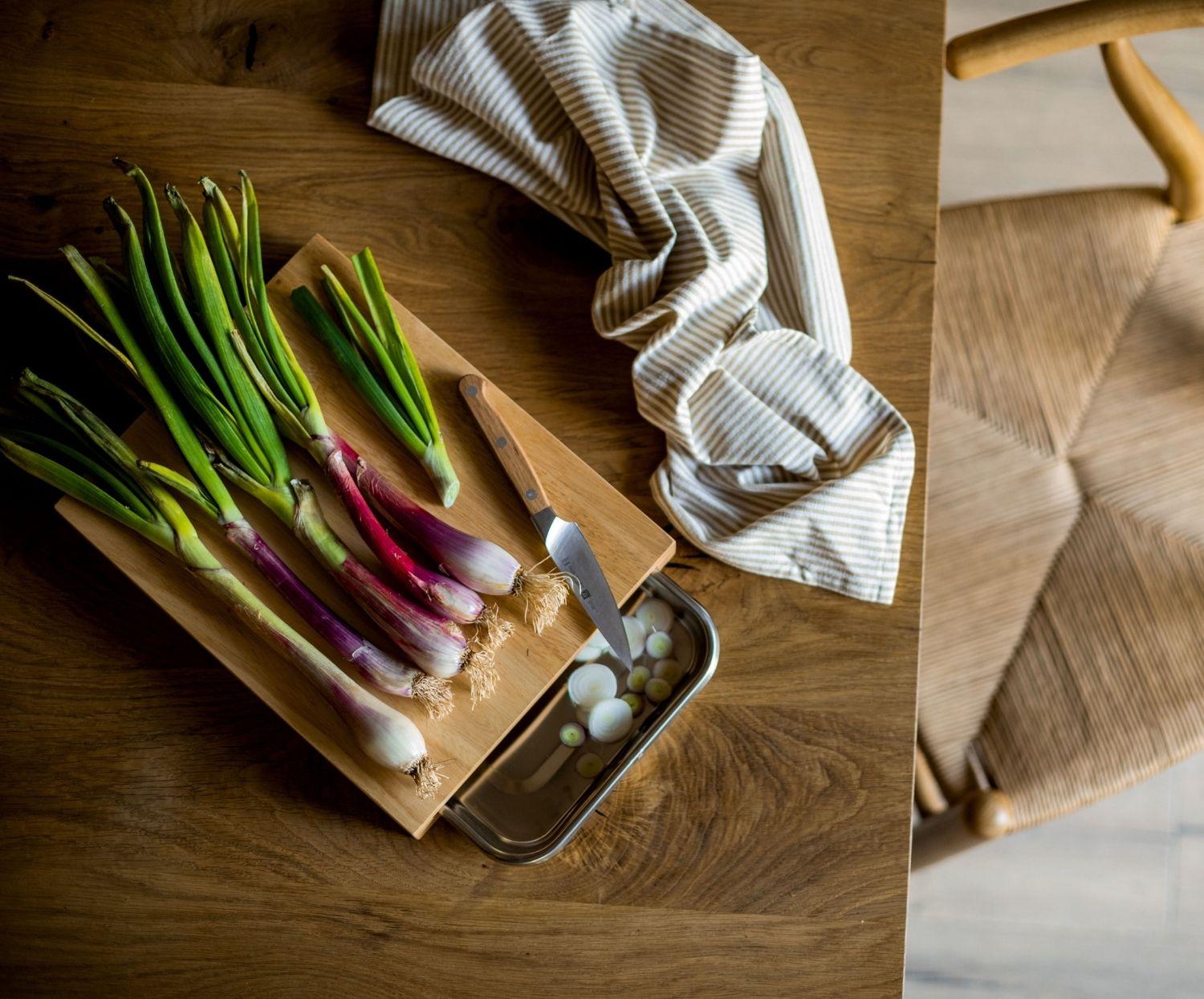 
Planche à découper avec bac de récupération en inox