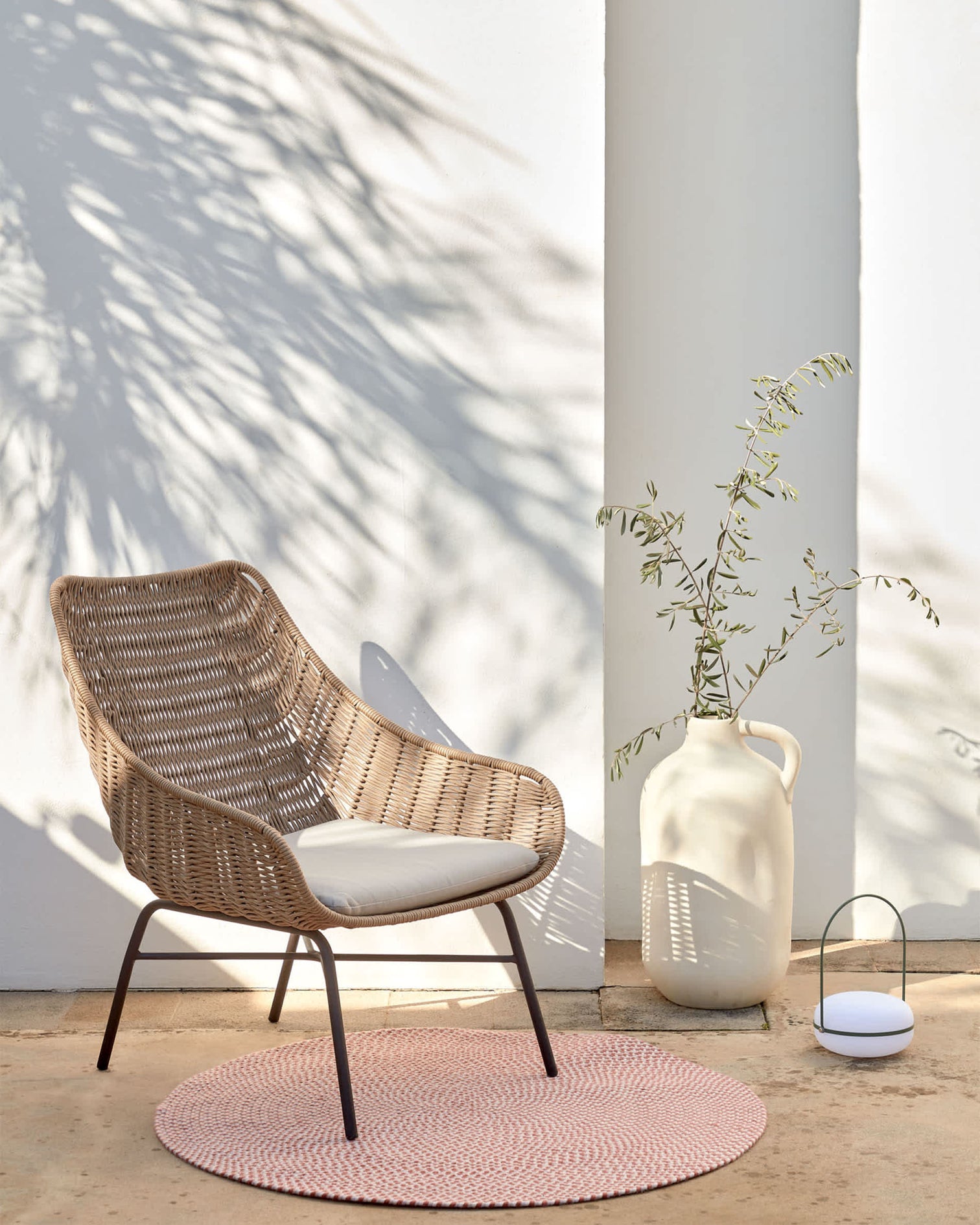 
Fauteuil d'intérieur/extérieur tressé à la main « Yanetto » - Naturel