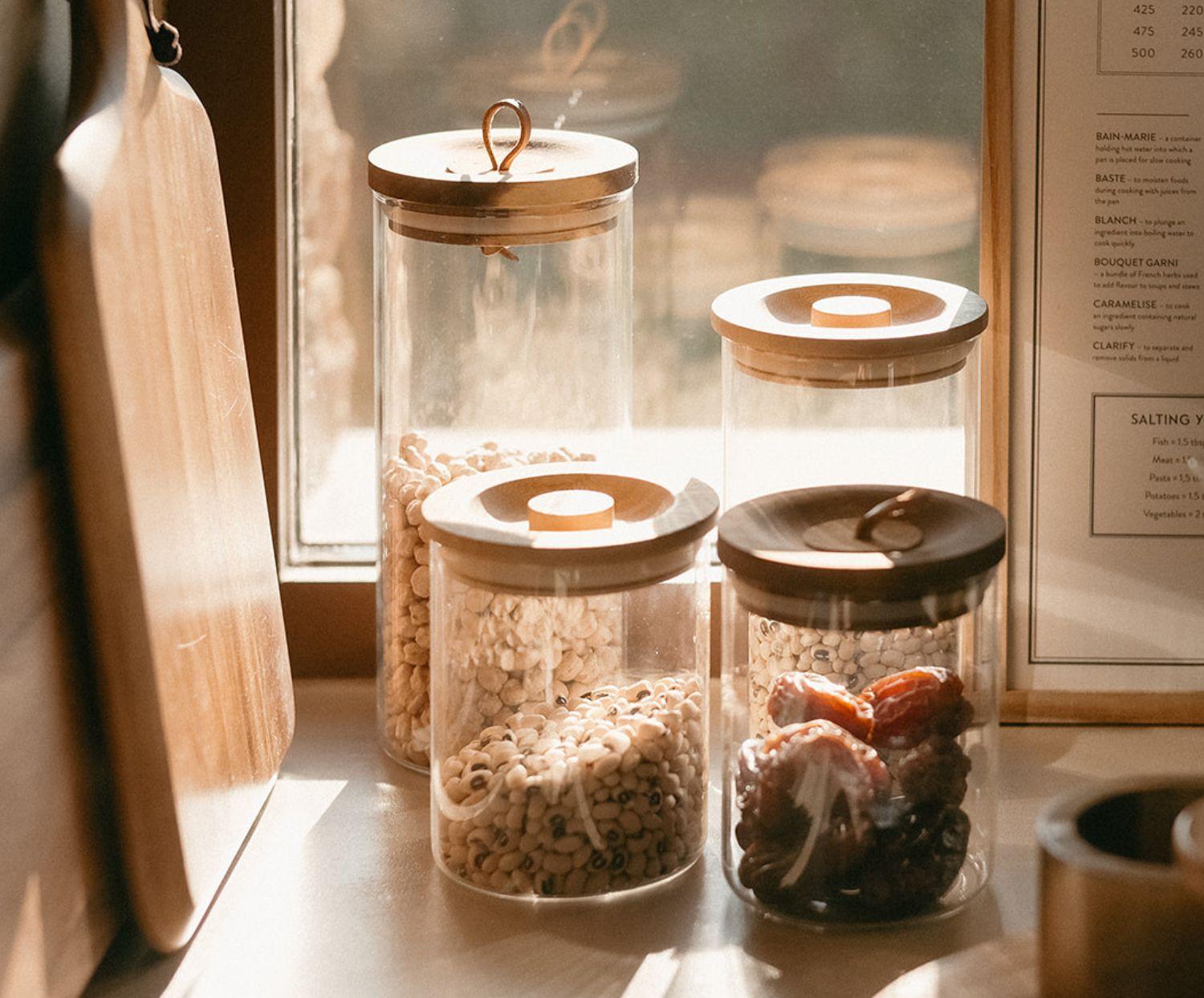 
Chic Glass Storage Jar with Wooden Lid - 22.5 x 10