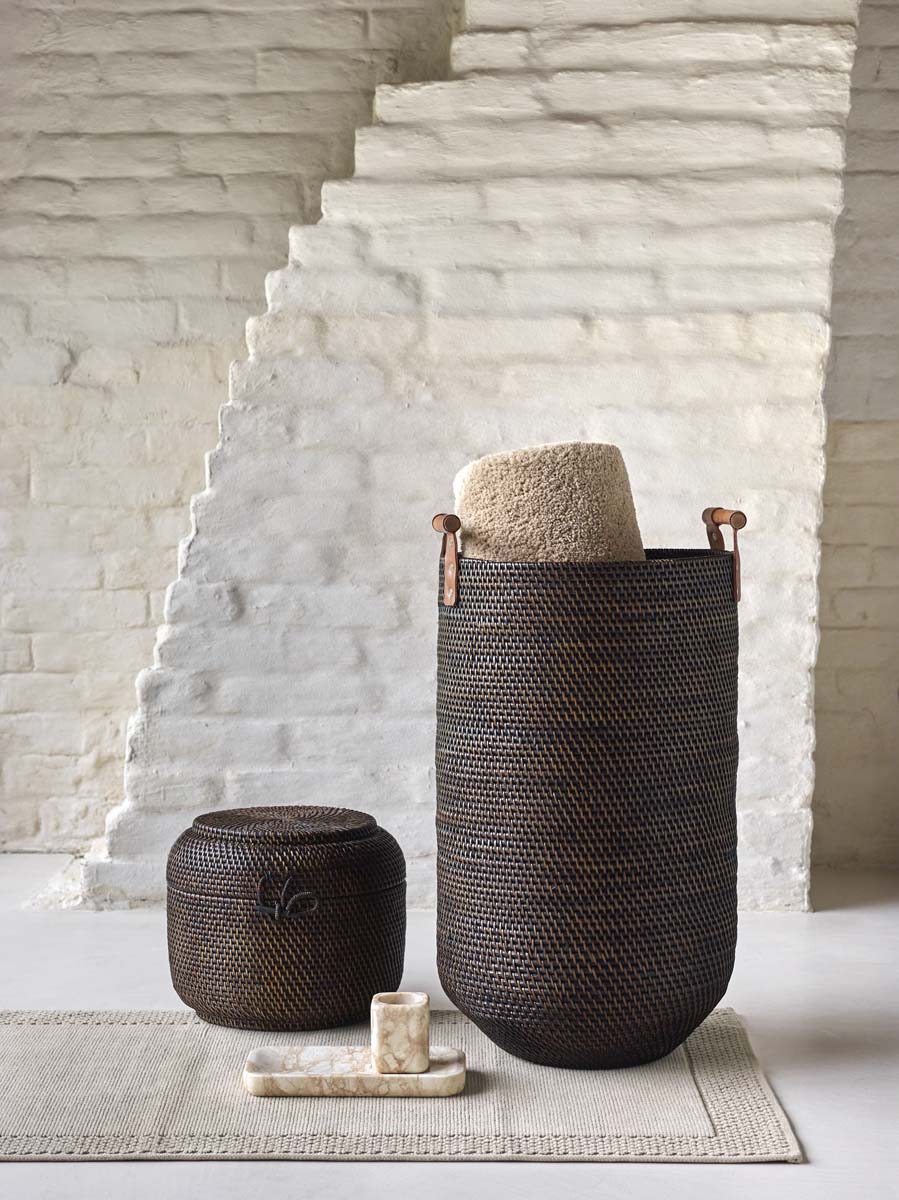 
Panier à linge design fait à la main « Cino » - Noix de pécan