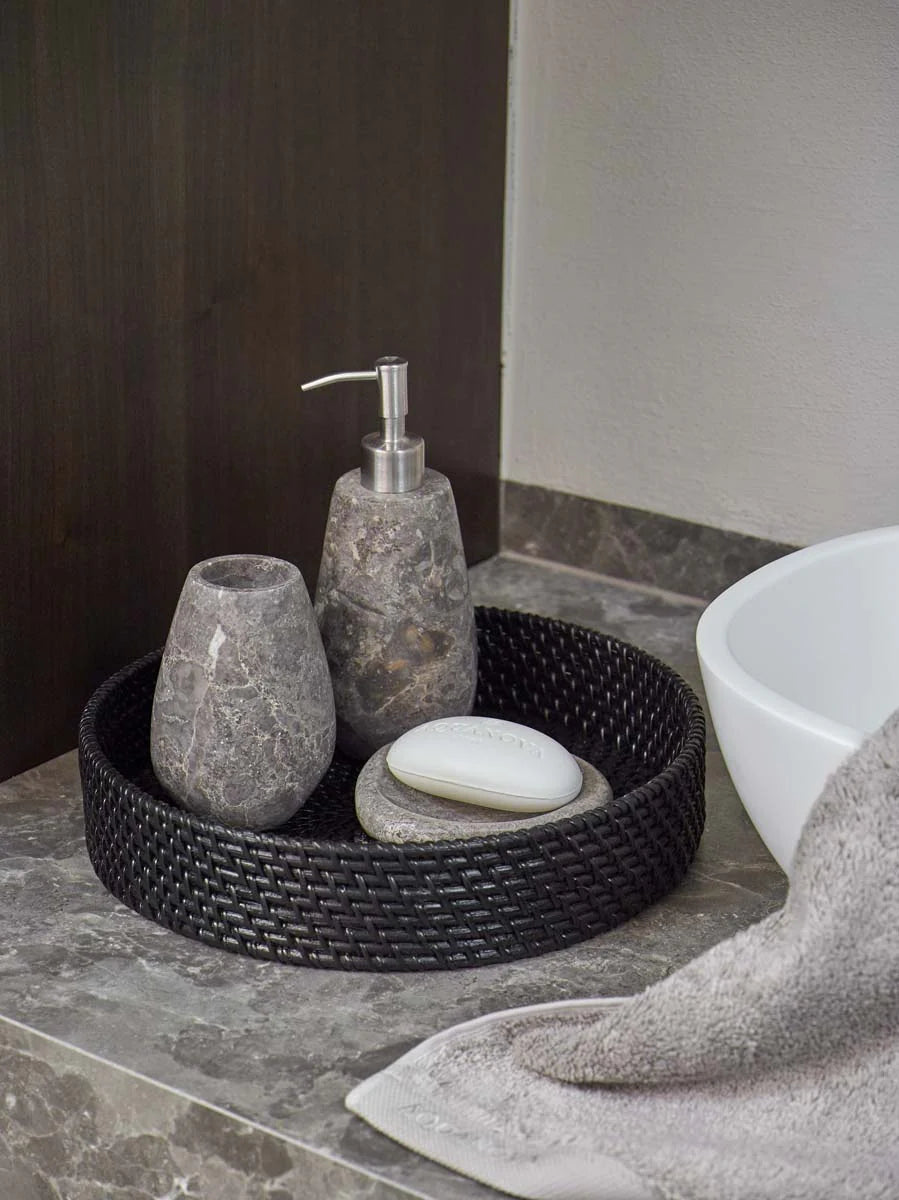 
Handmade, luxurious marble soap dish "Conor"