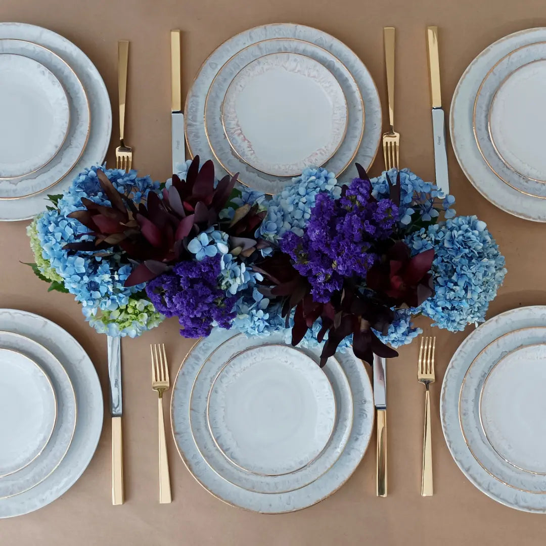 
Service de table fait main « Taormina » avec bordure en or 18 carats, 5 pièces