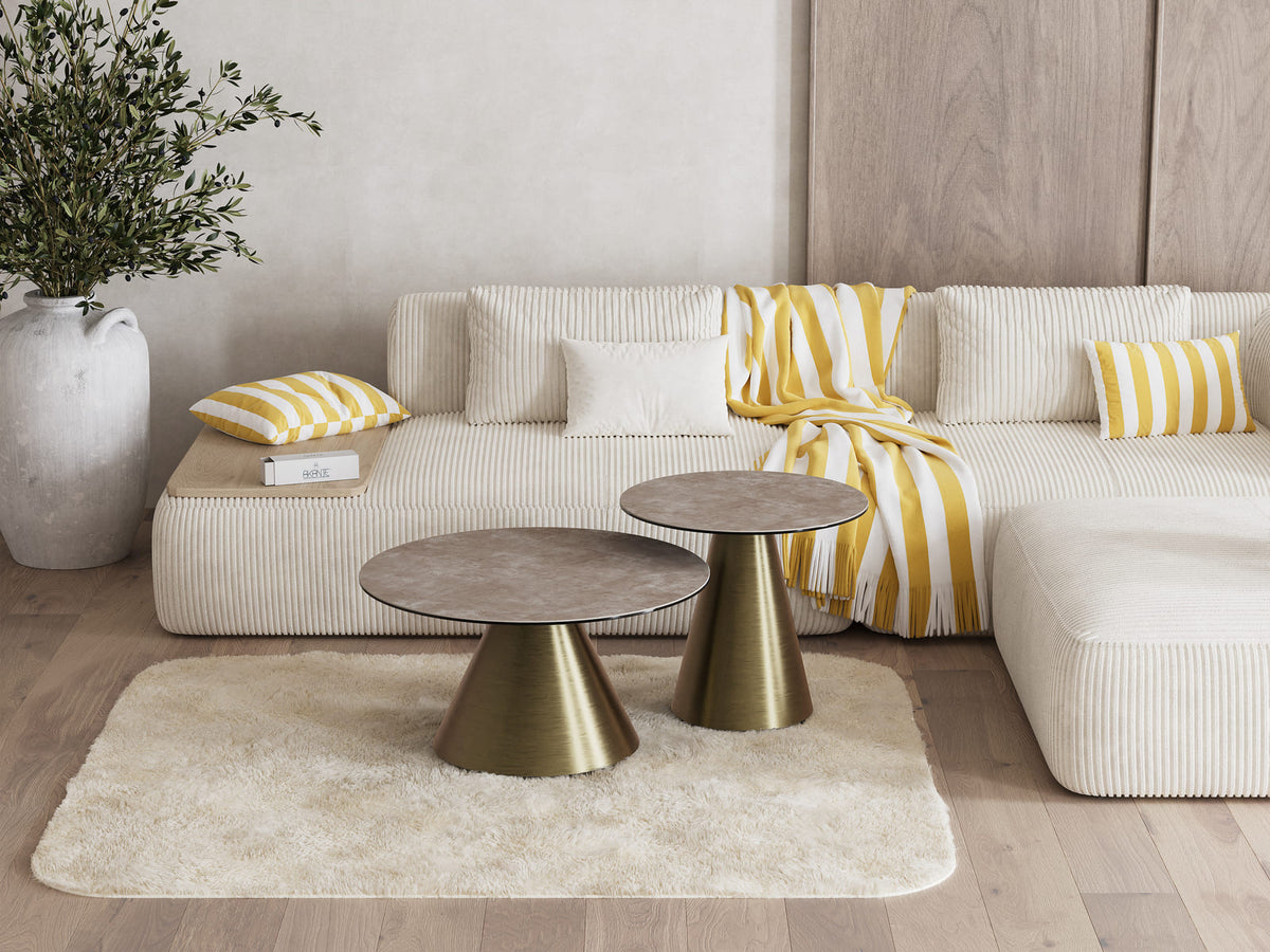 
Design Couchtisch „Faro“ Ø 70 cm - Tischplatte: Zementgrau / Füsse: Bronze