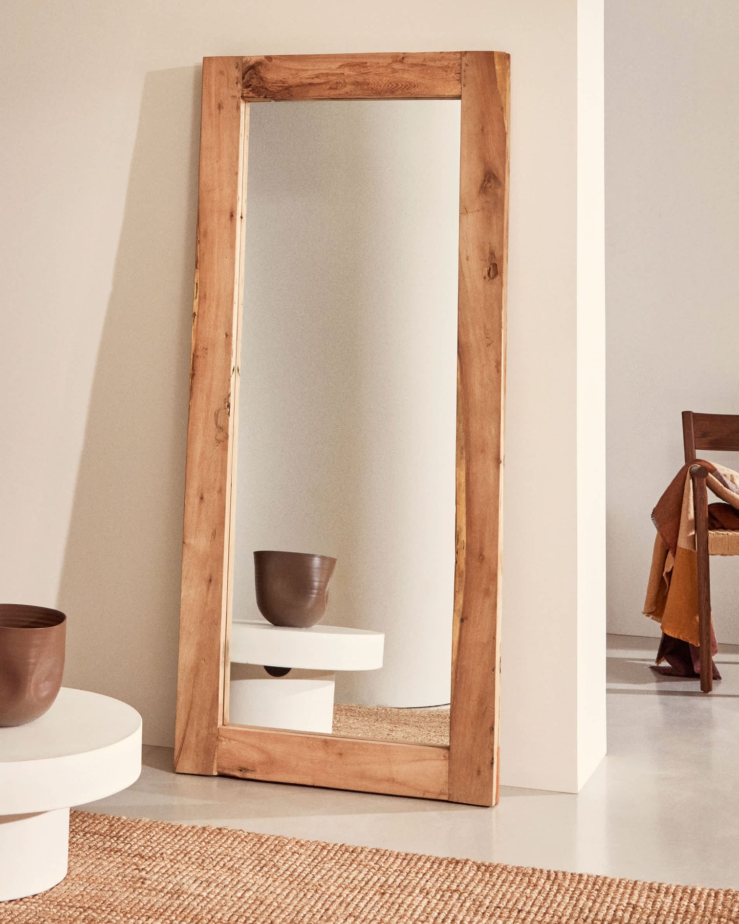 
Miroir mural design « Madeno » avec cadre en bois massif - 80 x 180 cm