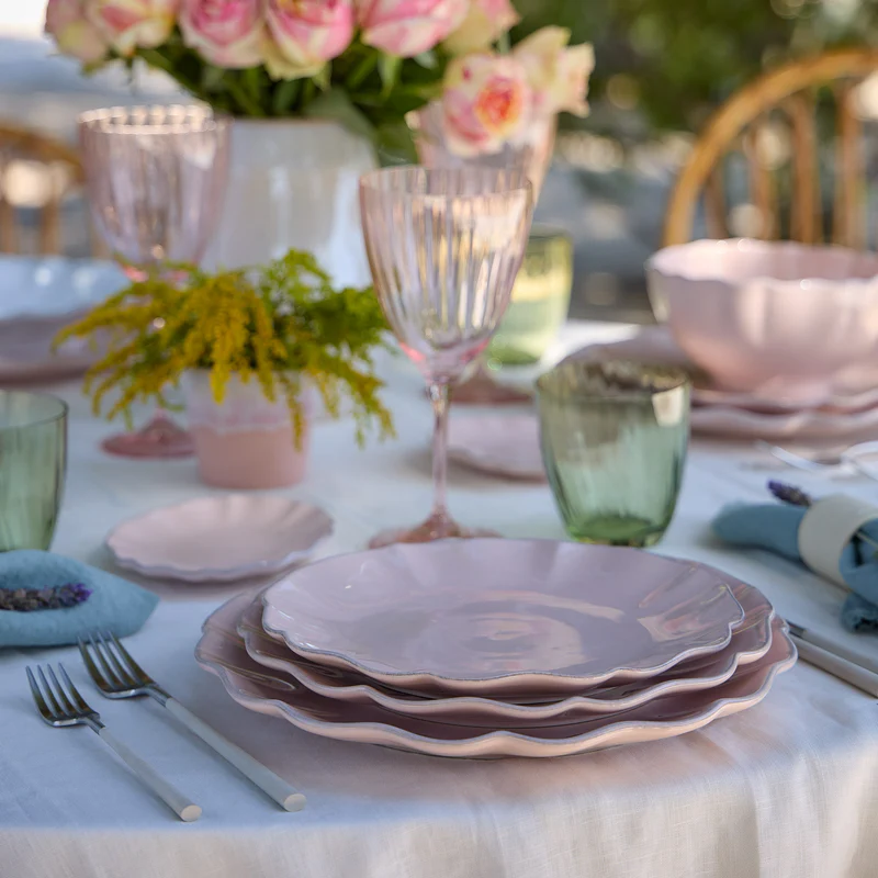 
Handmade Dinner Plate "Rosa" - Pink / Medium