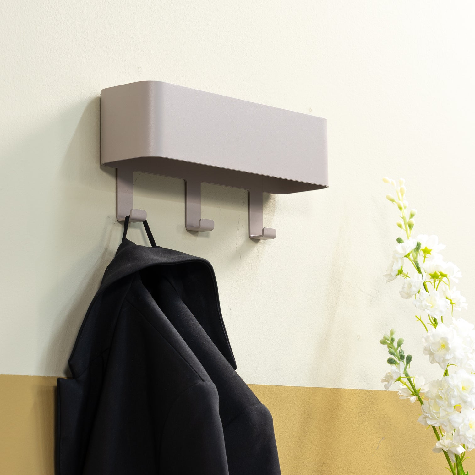 
Porte-manteau mural design « Dax Play 3 » - Taupe soyeux