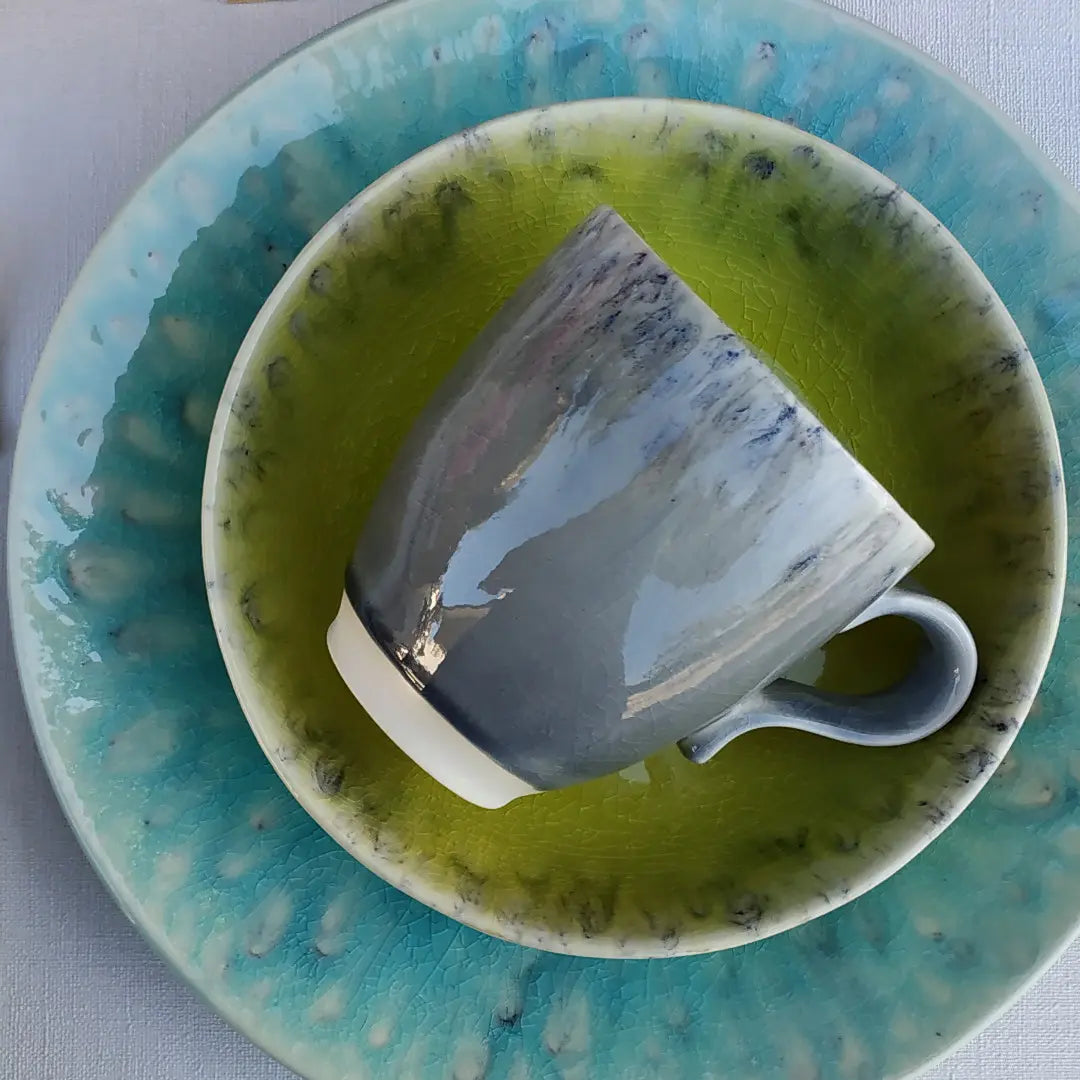 
Handgefertigter Becher „Madeira“ - Grau