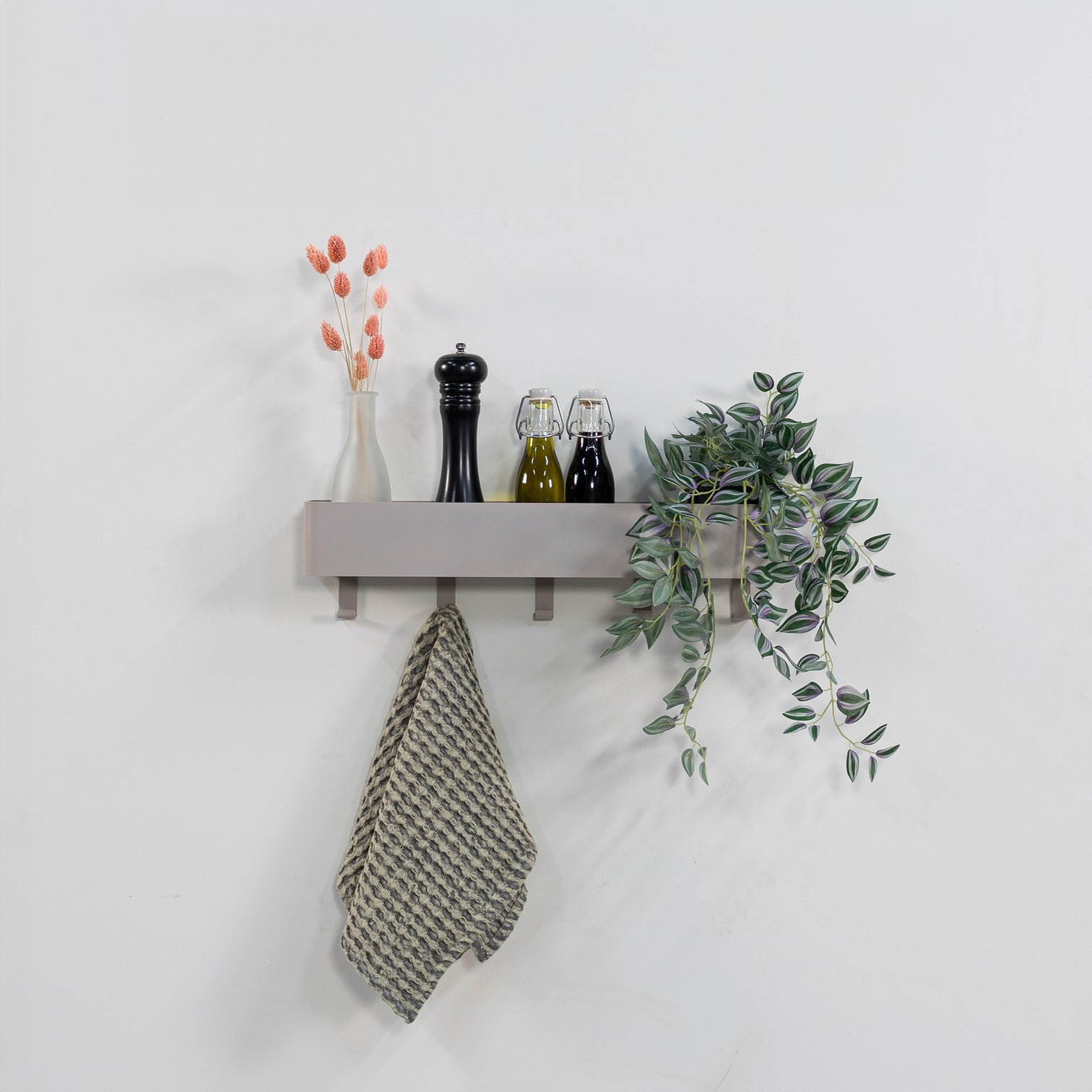 
Porte-manteau mural et étagère « Multi 5 » - Taupe soyeux