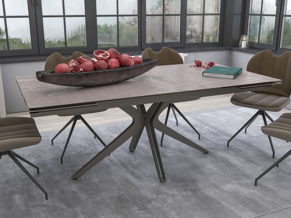 
Ausziehbarer Designer Esstisch „Influence“ aus Keramik, in verschiedenen Grössen - Gestell: Taupe, Tischplatte: Zemntgrau / 190-270 x 100 cm