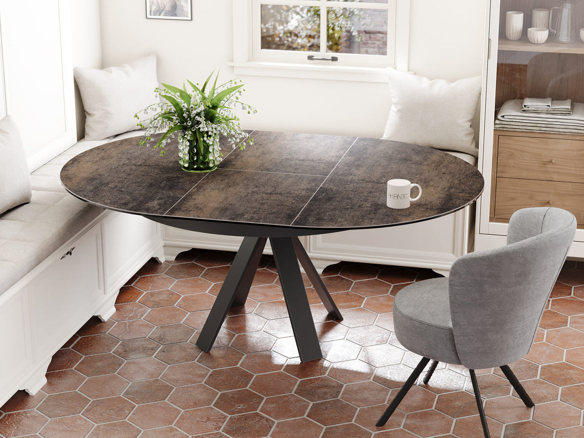 
Tavolo da pranzo allungabile di design «Chanterelle» 130-180 x 130 cm - aspetto ruggine scura