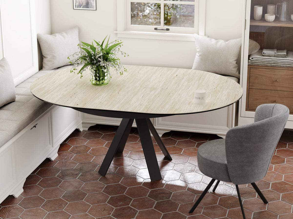 
Tavolo da pranzo allungabile di design «Chanterelle» 130-180 x 130 cm - Travertino