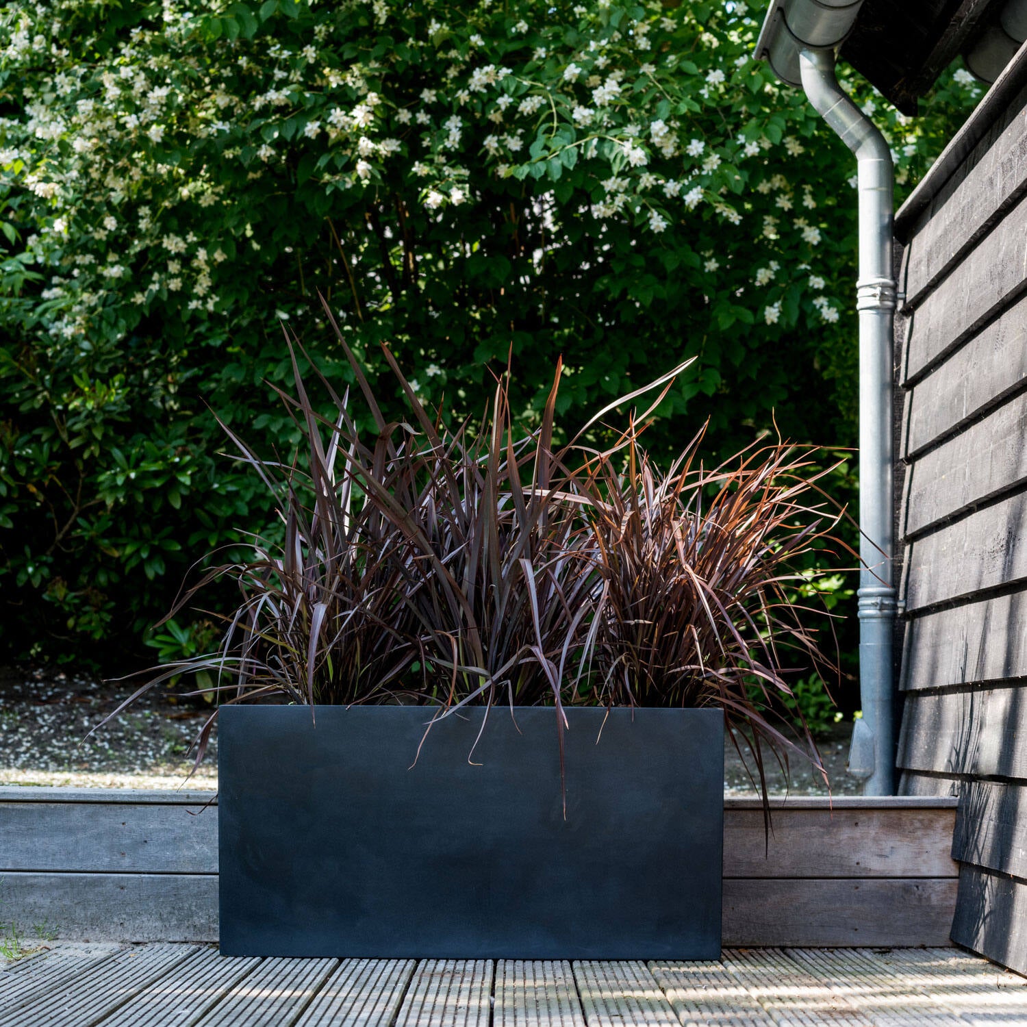 
High-Quality Indoor/Outdoor Planter "Natural Jort" - 100 x 40 x height 50 cm / Black